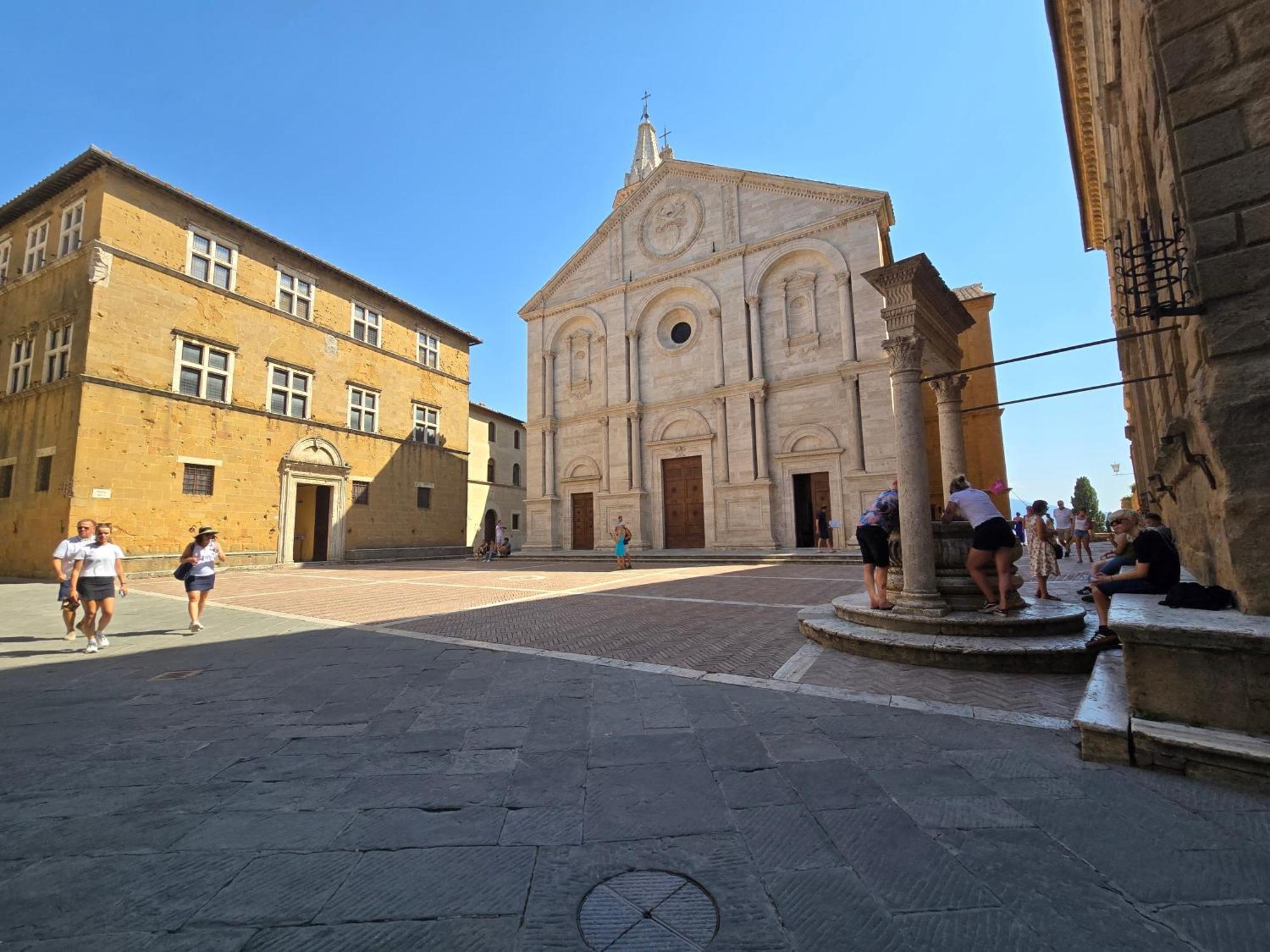 La Dimora Di Pienza Apartment Luaran gambar